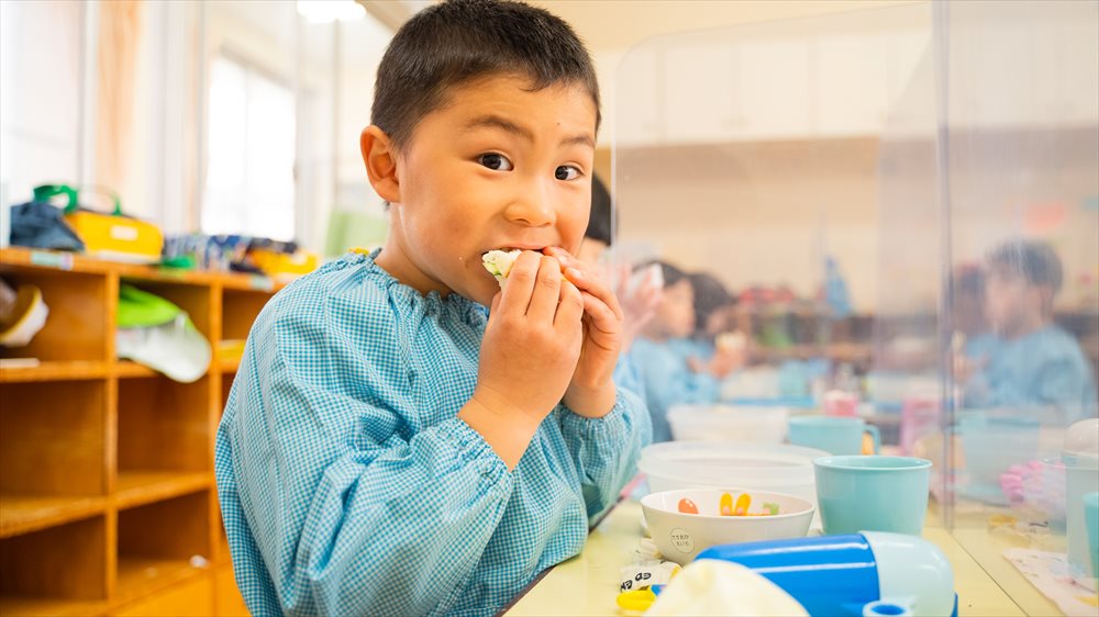 給食